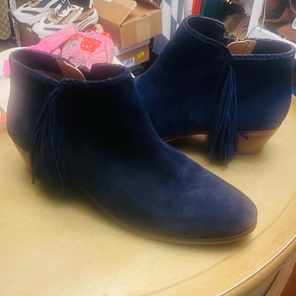 Sam Edelman Fringe booties 1 time worn - Picture 2 of 3